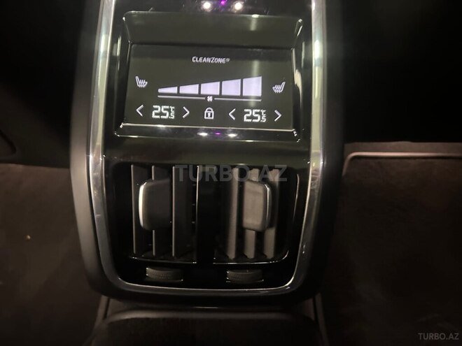 Volvo S90-15