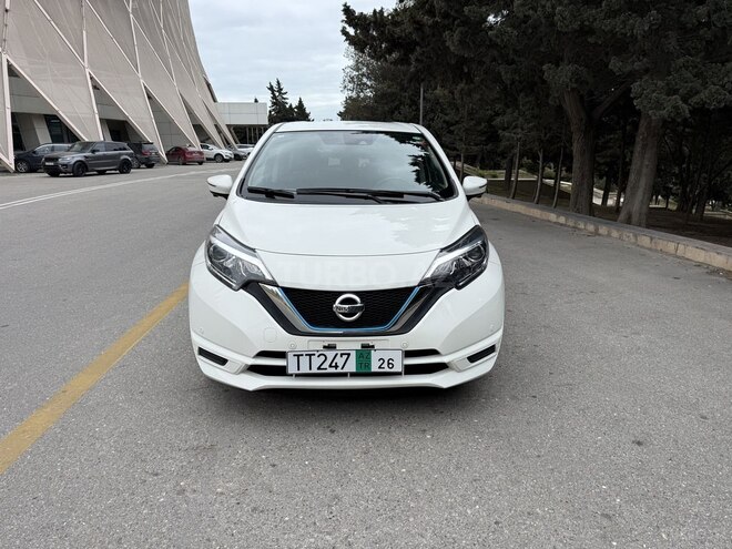 Nissan Note-2