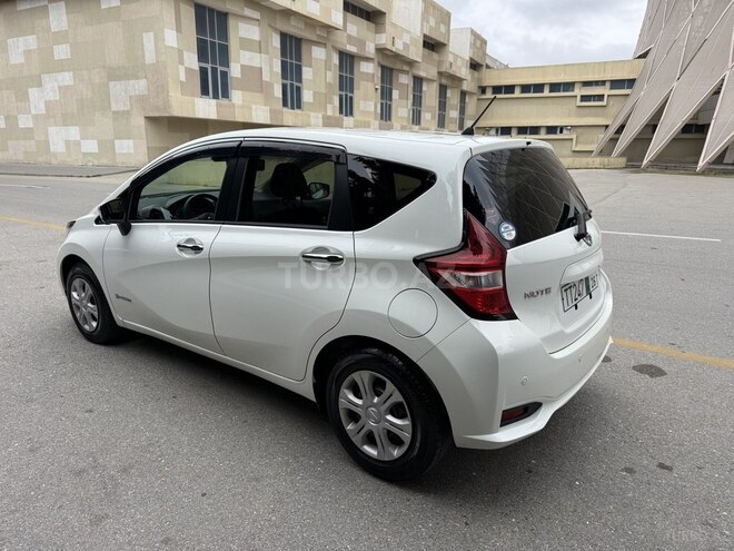 Nissan Note-10