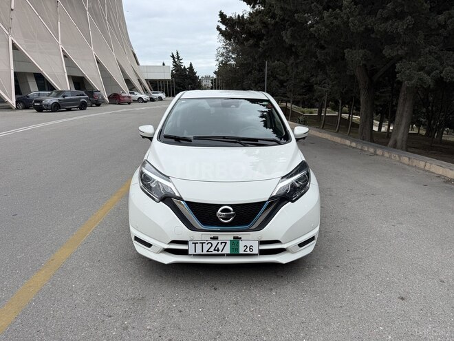 Nissan Note-1