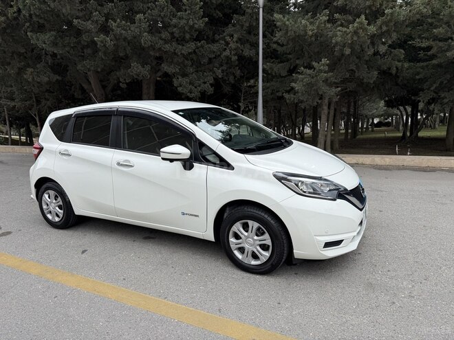 Nissan Note-4