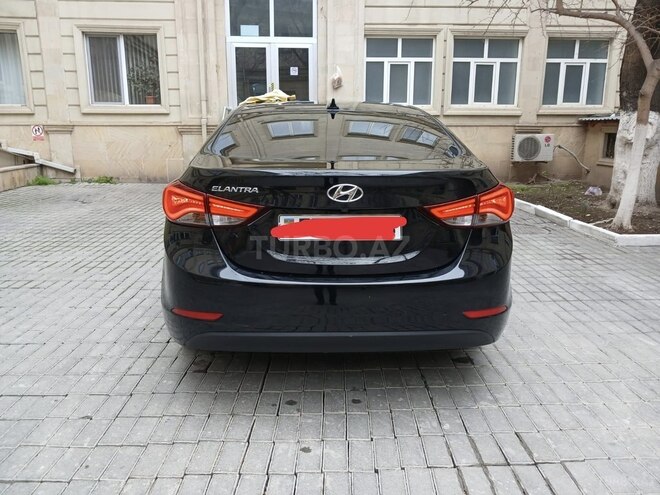 Hyundai Elantra 2015, 115,873 km - 1.8 l - Bakı