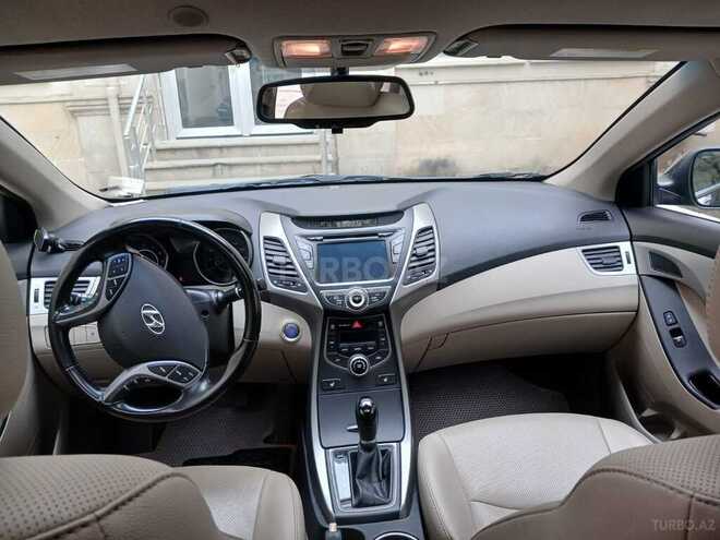 Hyundai Elantra 2015, 115,873 km - 1.8 l - Bakı