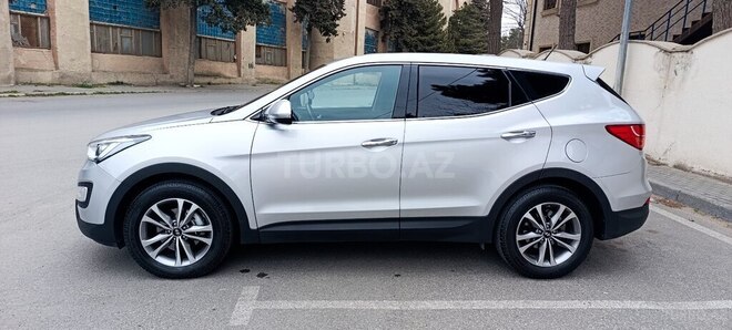 Hyundai Santa Fe-3