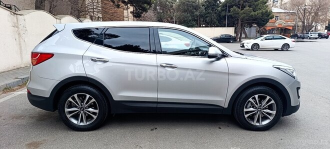 Hyundai Santa Fe-4