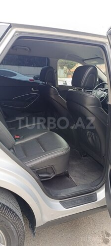 Hyundai Santa Fe-11