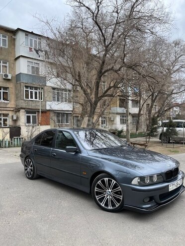 BMW 530 2001, 350,000 km - 3.0 l - Sumqayıt