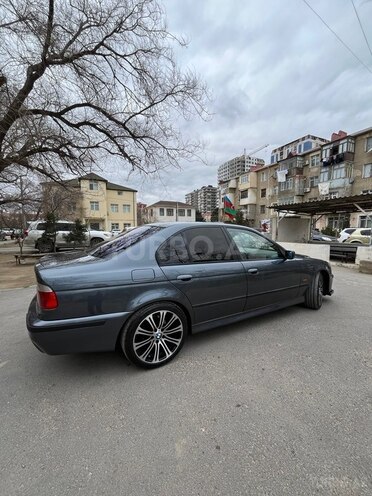 BMW 530 2001, 350,000 km - 3.0 l - Sumqayıt