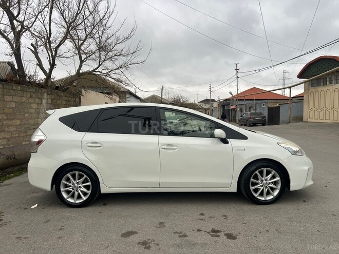 Toyota Prius V 2012, 466,710 km - 1.8 л - Bakı