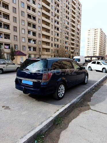 Opel Astra 2006, 200,000 km - 1.3 l - Bakı