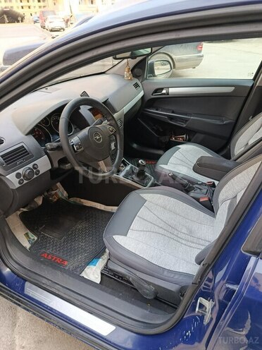 Opel Astra 2006, 200,000 km - 1.3 l - Bakı