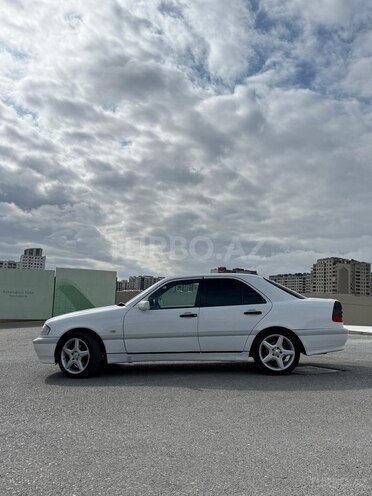 Mercedes C 180 1997, 403,000 km - 1.8 л - Bakı