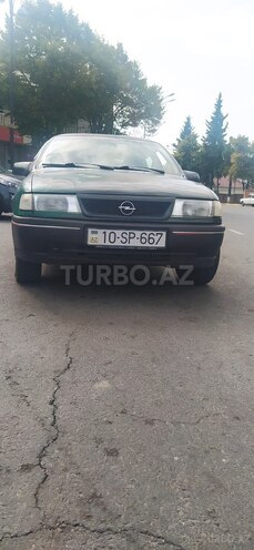 Opel Vectra 1994, 140,000 km - 2.0 l - Zaqatala