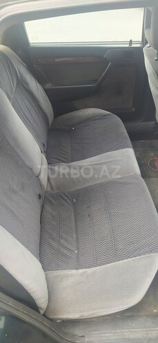 Opel Vectra 1994, 140,000 km - 2.0 l - Zaqatala