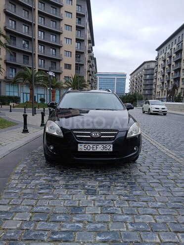 Kia  2008, 250,000 km - 1.6 l - Bakı