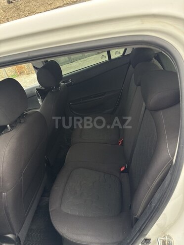 Hyundai i20 2010, 243,808 km - 1.4 l - Bakı