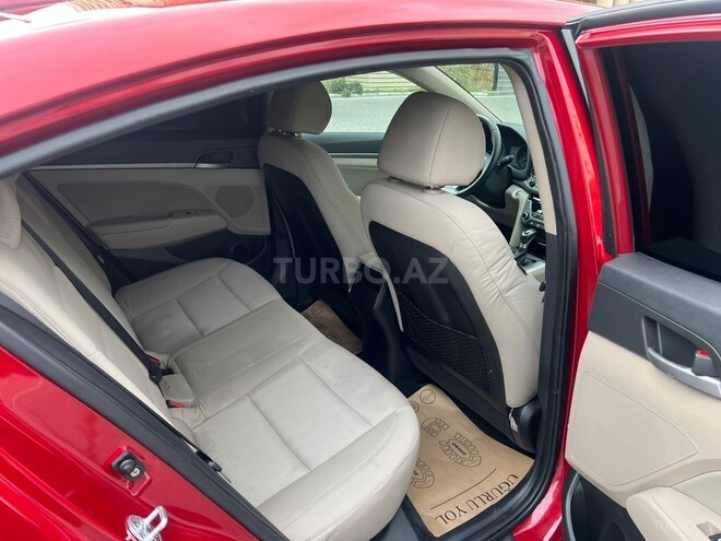 Hyundai Elantra 2016, 137,500 km - 2.0 l - Bakı