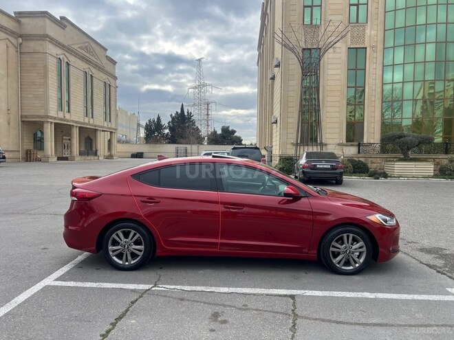 Hyundai Elantra 2016, 137,500 km - 2.0 l - Bakı