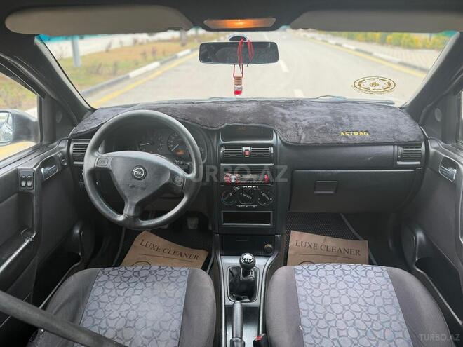 Opel Astra-16