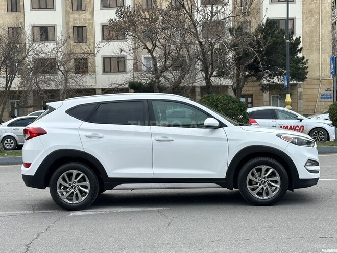 Hyundai Tucson 2017, 120,000 km - 2.0 л - Bakı