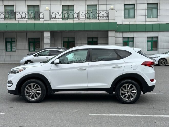 Hyundai Tucson 2017, 120,000 km - 2.0 л - Bakı
