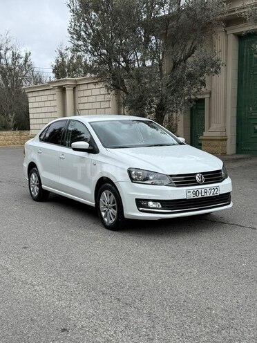 Volkswagen Polo 2018, 101,000 km - 1.6 л - Bakı