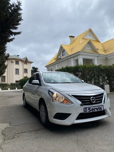 Nissan Sunny 2015, 168,000 km - 1.5 l - Bakı