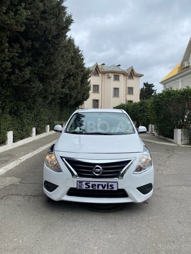 Nissan Sunny 2015, 168,000 km - 1.5 l - Bakı