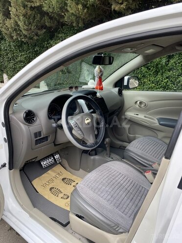 Nissan Sunny 2015, 168,000 km - 1.5 l - Bakı