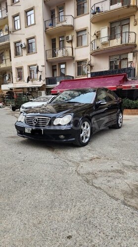 Mercedes C 230 2006, 353,000 km - 2.5 l - Bakı