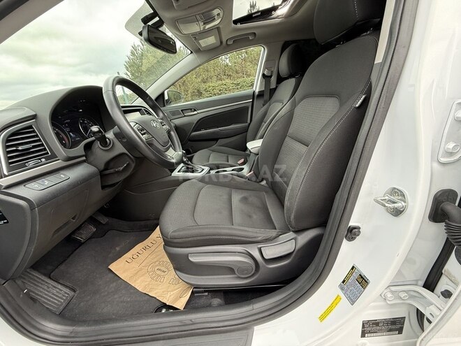 Hyundai Elantra 2018, 65,598 km - 2.0 l - Bakı