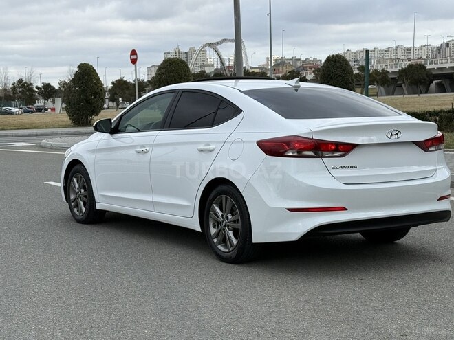 Hyundai Elantra 2018, 65,598 km - 2.0 l - Bakı