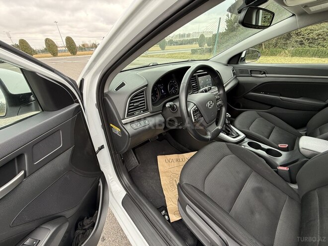 Hyundai Elantra 2018, 65,598 km - 2.0 l - Bakı