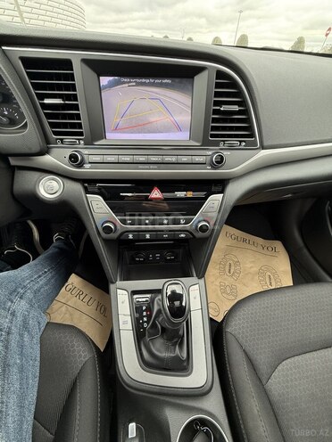 Hyundai Elantra 2018, 65,598 km - 2.0 l - Bakı