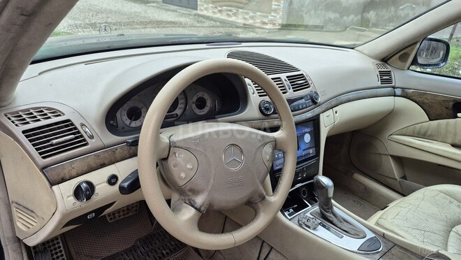 Mercedes E 270 2002, 450,000 km - 2.7 l - Bakı