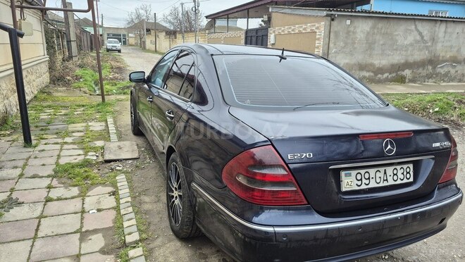 Mercedes E 270 2002, 450,000 km - 2.7 l - Bakı