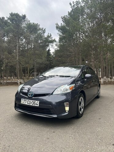 Toyota Prius 2013, 428,000 km - 1.8 l - Sumqayıt