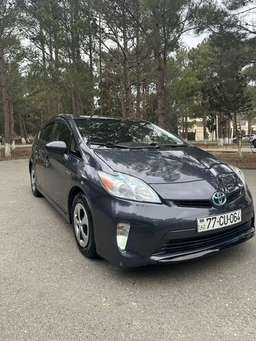 Toyota Prius 2013, 428,000 km - 1.8 l - Sumqayıt