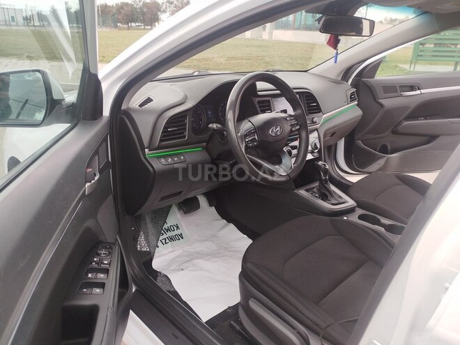 Hyundai Elantra 2019, 78,000 km - 2.0 л - Bakı