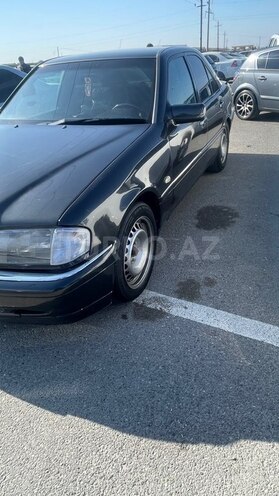 Mercedes C 200 1995, 560,000 km - 2.0 л - Şirvan