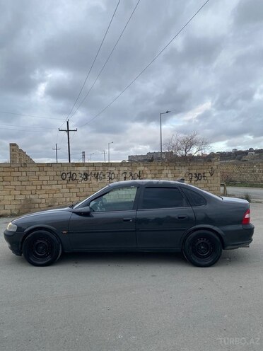 Opel Vectra 1997, 250,000 km - 2.0 л - Bakı