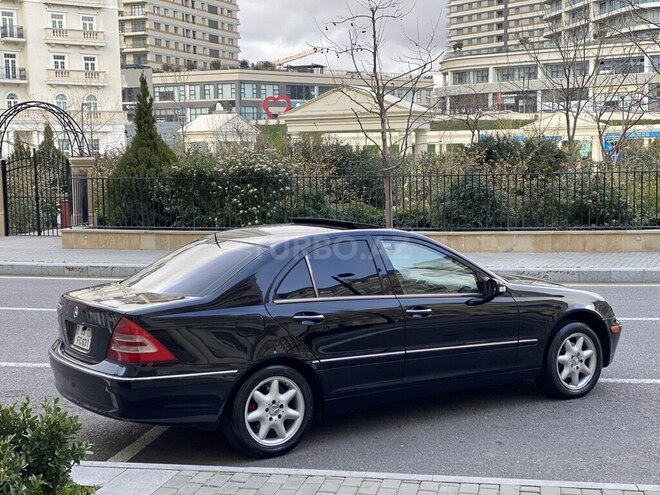 Mercedes C 240 2002, 274,178 km - 2.6 l - Bakı
