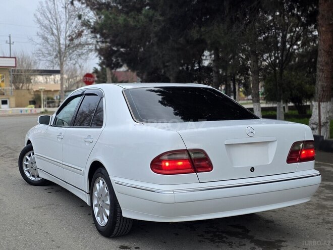 Mercedes E 240 2000, 263,000 km - 2.4 l - Ağcabədi