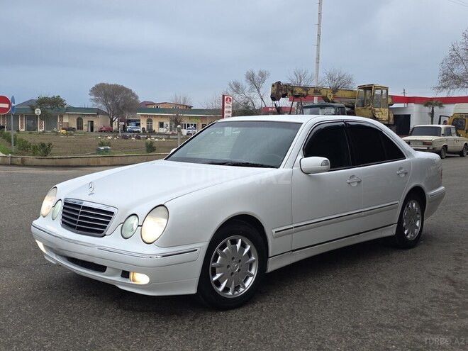 Mercedes E 240 2000, 263,000 km - 2.4 l - Ağcabədi