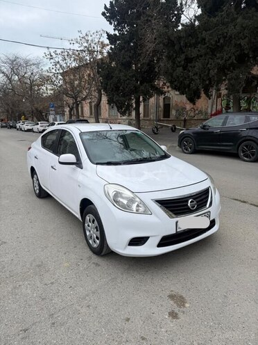 Nissan Sunny 2013, 197,123 km - 1.5 l - Bakı