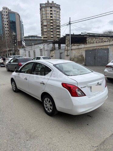 Nissan Sunny 2013, 197,123 km - 1.5 l - Bakı
