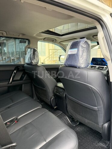 Toyota Land Cruiser Prado 2016, 88,000 km - 2.7 l - Bakı
