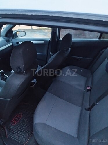 Opel Astra-10