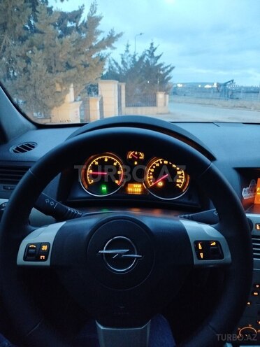 Opel Astra-12