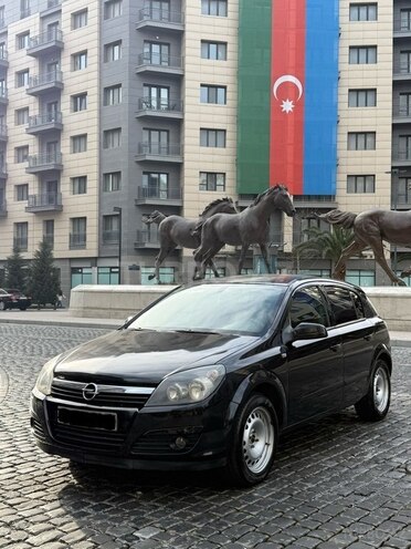 Opel Astra 2004, 305,000 km - 1.4 l - Bakı
